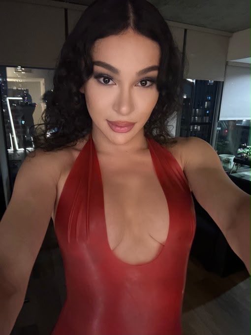 TransLuna2m2t's tweet photo. Oh yes I want to  make love to your tight rosebud with my tongue while I stroke you hard cock to eruption.. I am eating it all love ❤️ https://t.co/uNz7Y6eR1D
