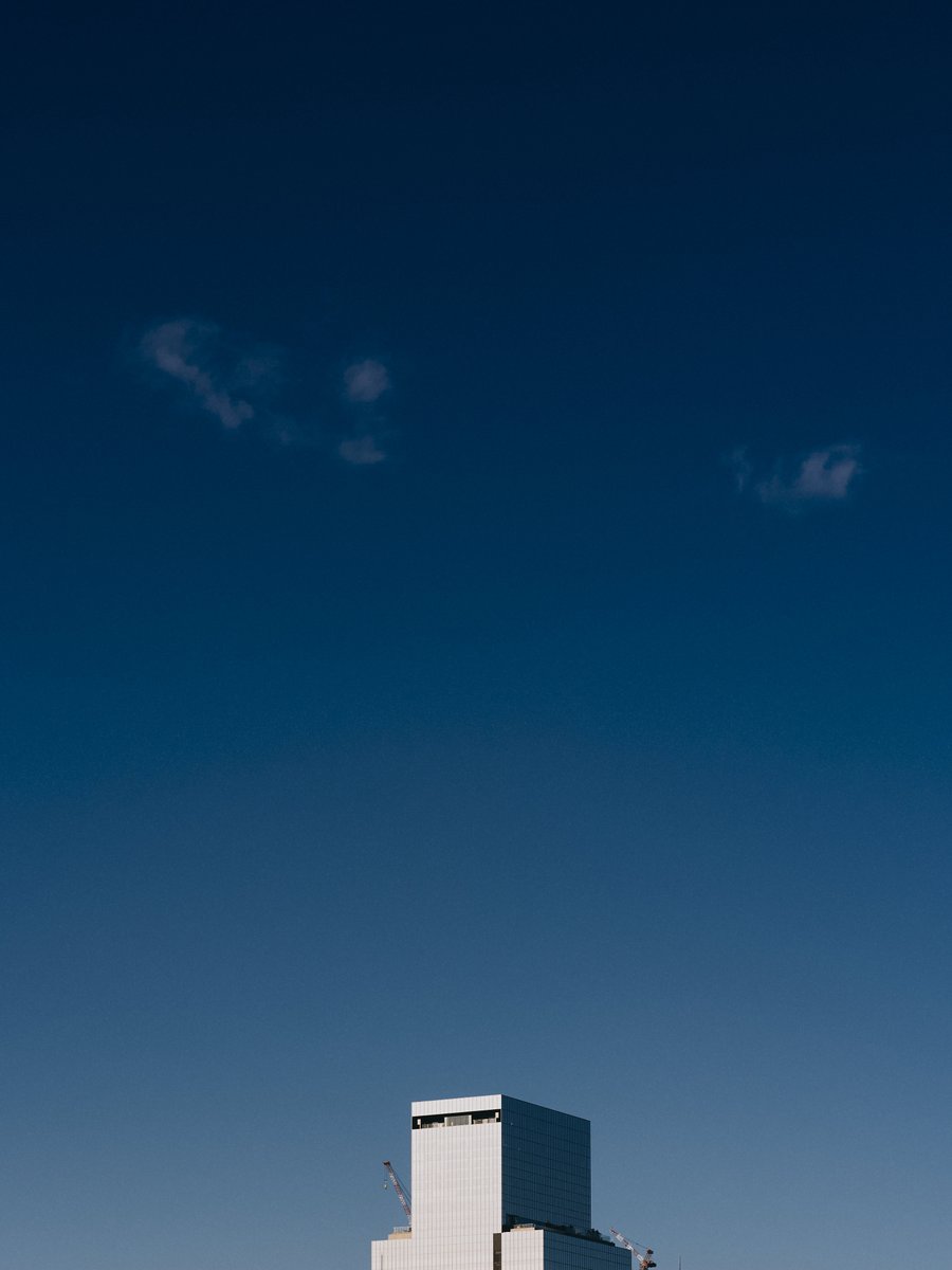 supersub_aka's tweet photo. TOKYO "BLUE" SKY https://t.co/a8gL2kAGwx