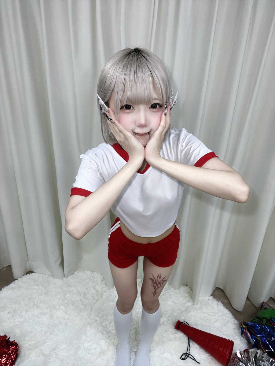 xinxin_azu's tweet photo. もち食べて♡ https://t.co/ZE7HRckDAs