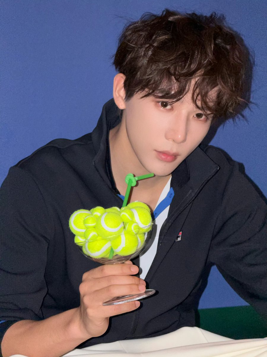 soirari's tweet photo. 왕안우 공작실 웨이보 💙💙 https://t.co/HTHHpTMLSK