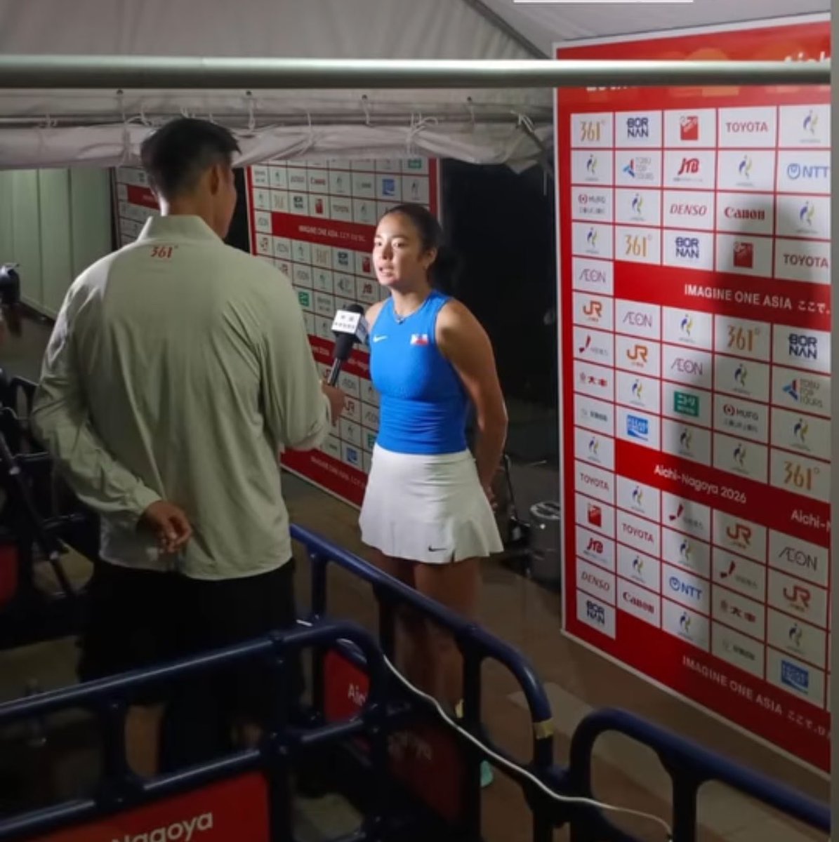ricaffeine's tweet photo. anyways look.. she hasn’t changed a bit 🥹 been proudly representing the flag since day one 🇵🇭🫶 (a baby then, still a baby now 👶) https://t.co/uxq8s4oJXI