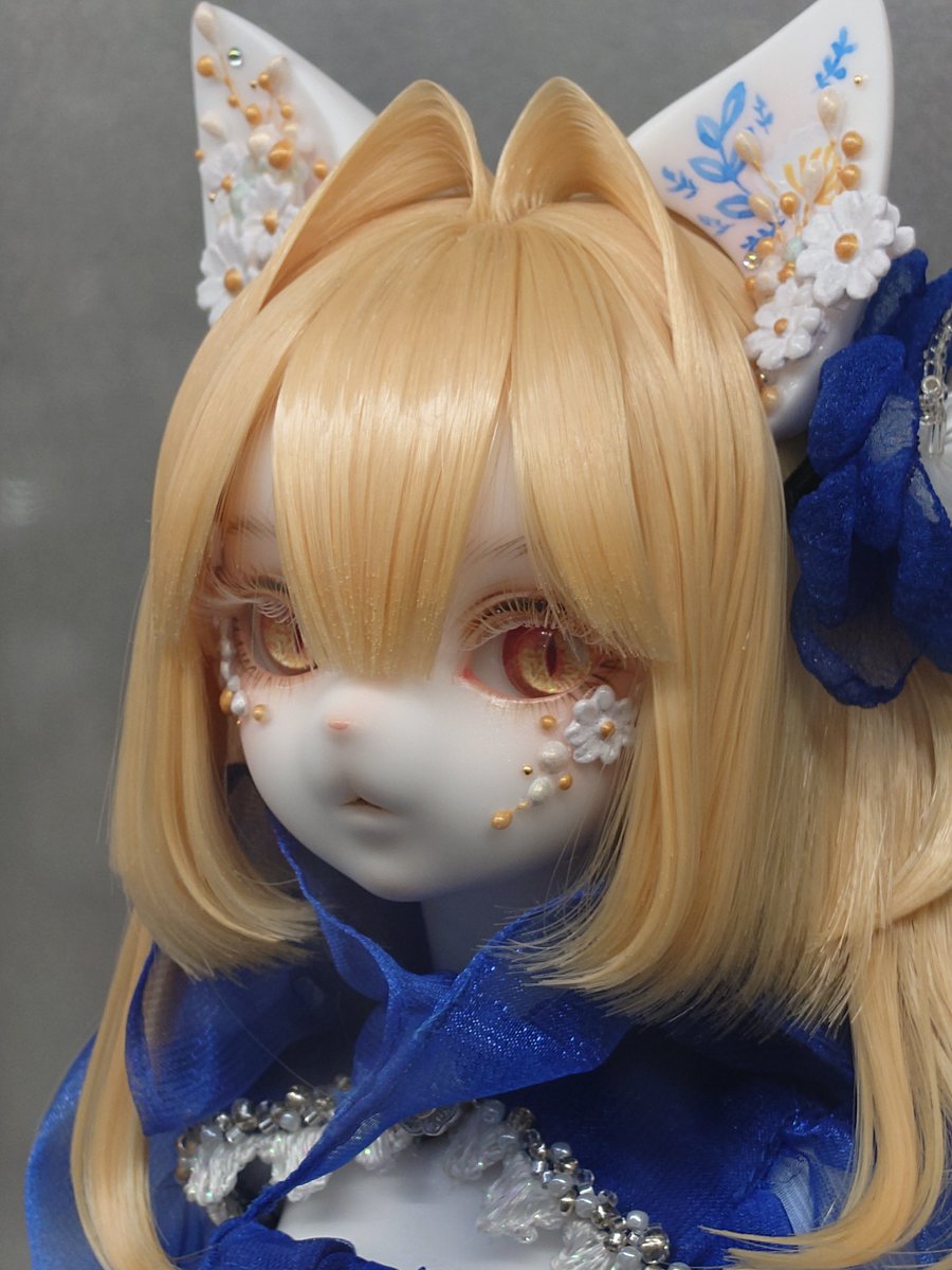 lycoris_avatar's tweet photo. DOLKさんの池袋店、OPEN初日眺めてきたよ。
壁3面に100体くらい並んでて壮観。
ラジ館店を3倍位の広さにした雰囲気？
通路ゆったりで、中央2島の棚はサイズ毎に陳列別れてて見やすかった。
んでやっぱ実物見るの大事で、写真ではスルーしてた娘に惹かれちゃってたいへん。
ワンオフっ娘も眼福でした。 https://t.co/eFNbigm8pf