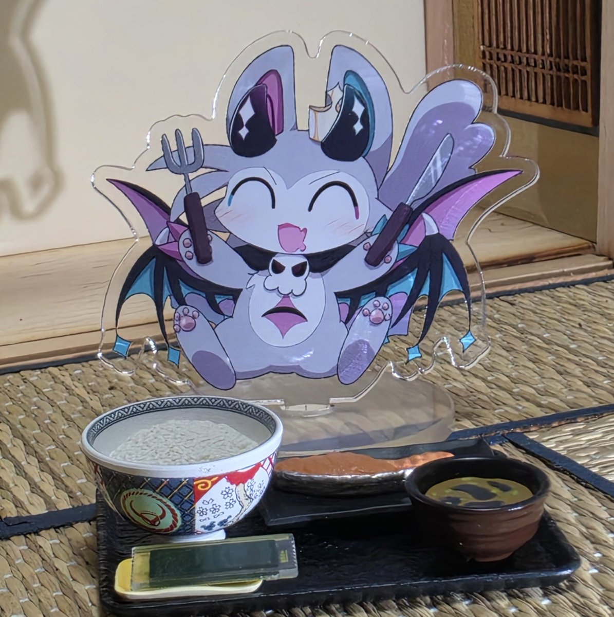 Meronun2's tweet photo. でびケで頒布予定のでびるんアクスタです！
価格は多分1000円になります！ https://t.co/9C2PwZjEv7