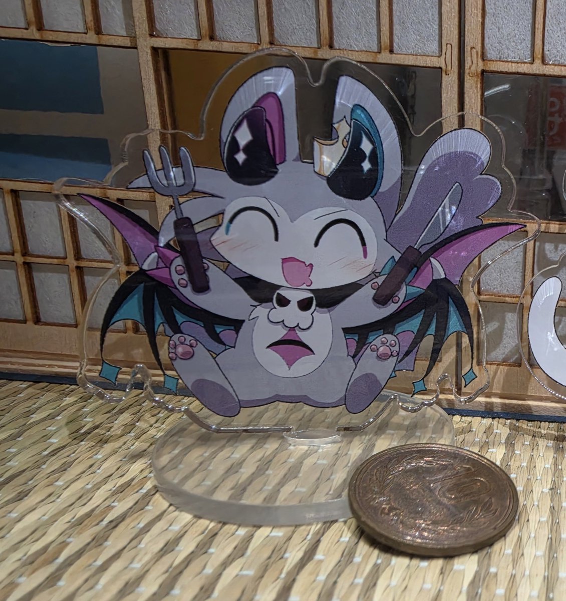 Meronun2's tweet photo. でびケで頒布予定のでびるんアクスタです！
価格は多分1000円になります！ https://t.co/9C2PwZjEv7