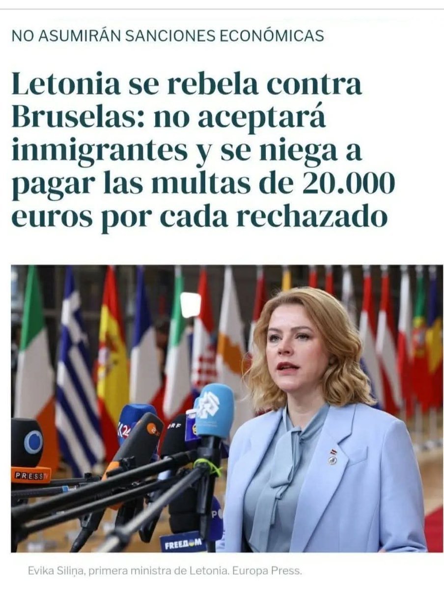 voxsincomplejo's tweet photo. Eso tenía que hacer Europa entera ,deportación. https://t.co/tkOg8HVj9s