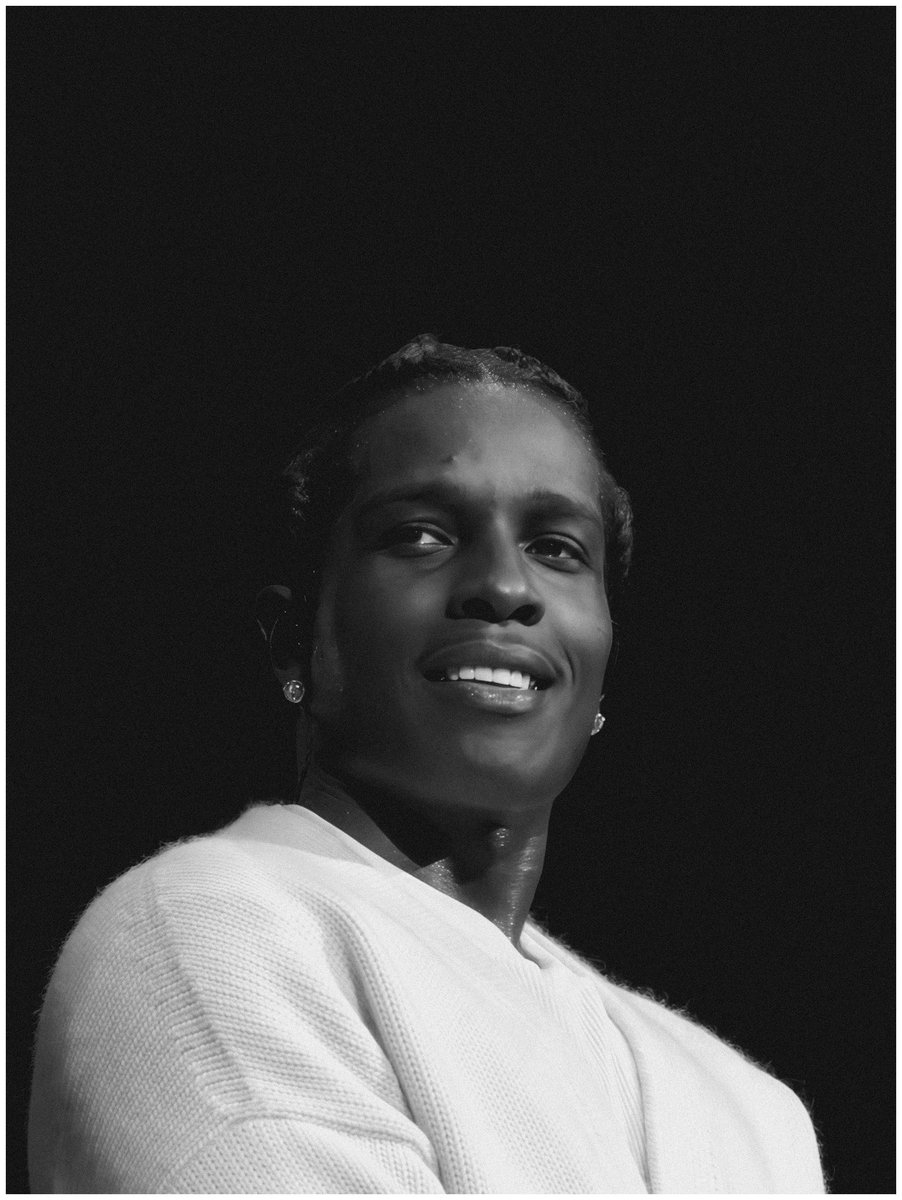 scarxell's tweet photo. Mon shoot de A$AP Rocky pour son Bercy à Paris, fou. 

Shooter à l’iPhone. https://t.co/IZroqEN2Dh
