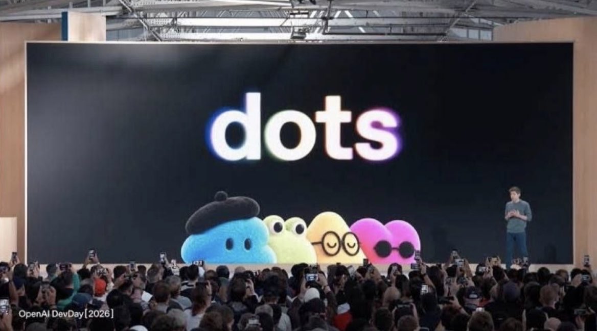 ProstoyyAi's tweet photo. ELON JUST TROLLED OPENAI 😂

OpenAI drops “Dots” agents.

Hours later, SpaceX AI grabs https://t.co/g93TBaHAh0 and redirects it straight to the Grok download page.

That’s not a domain purchase.

That’s a drive-by 😂