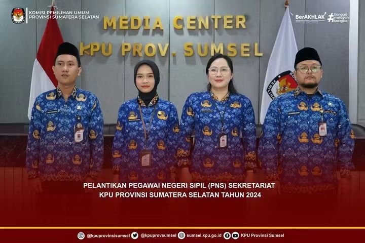kpusumsel's tweet photo. Palembang— Sebanyak 79 Pegawai Negeri Sipil (PNS) Sekretariat Komisi Pemilihan Umum (KPU) Provinsi Sumatera Selatan dan KPU Kabupaten/Kota se-Sumatera Selatan dilantik pada Kamis (1/10/2026). 

#KPUmelayani https://t.co/Ov7qncscAI
