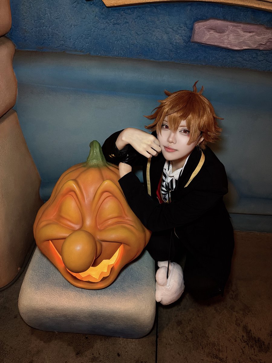 user_96neco's tweet photo. 初仮装楽しすぎたｯ🎶

#Dハロ仮装2026  #Dハロツイステ https://t.co/zEL6idXZbM