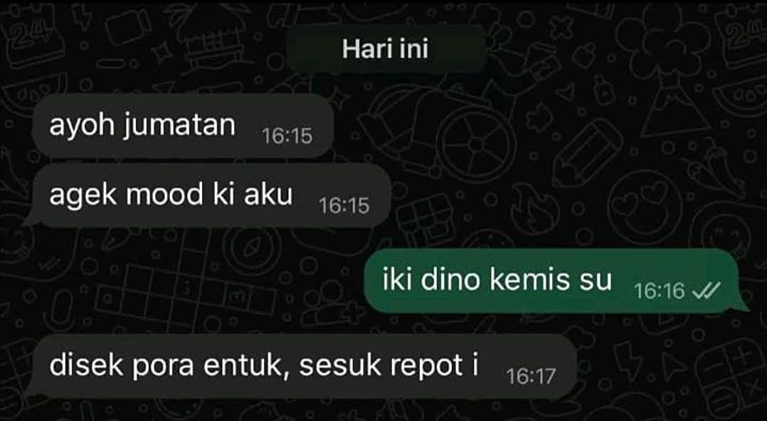 jawafess's tweet photo. Jumatan manut mood 😭 https://t.co/qGLybJlWGd