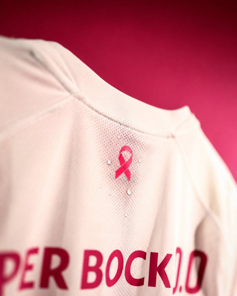 SportingCP's tweet photo. Neste Outubro Rosa, o convite é para todos: estar atento aos sinais, fazer os exames recomendados, marcar a consulta que ficou por agendar e levar alguém a fazer o mesmo. 🎗️

Juntos, entramos em campo. Veste esta causa 👉 https://t.co/GnSzp7tMVS https://t.co/IetutMR7eB