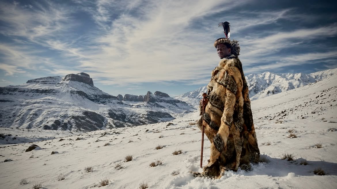 actorspaces's tweet photo. FIRST LOOK | SHAKA ILEMBE: ZULU KING – SEASON 3 🔥
South Africa’s most-watched and most-decorated drama series goes global! Here's your first look at Season 3 as Shaka iLembe makes its international debut.

#ShakaiLembe #ShakaiLembeSeason3 #ActorSpaces https://t.co/W5pHs0hsSQ