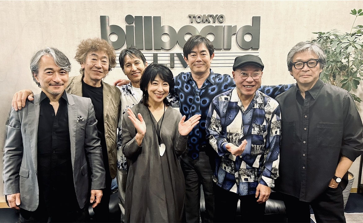 billboardlive_o's tweet photo. 【新規公演決定】
ブラジル・ラテン音楽週間！2027
Semana da Música Brasileira e Latina! 2027

宮沢和史がおくる[ブラジル・ラテン音楽週間！2027]、ビルボードライブ大阪公演は、1/27(水)＆1/29(金)の二日間で開催が決定。

■1/27(水)
GANGA ZUMBA 
～ガンガ ズンバ結成20周年記念！～

■1/29(金)
宮沢和史 & JABATIDA
～ジャバチーダ新春コンサート！～

※詳細は後日発表いたします。

@miyazawa_info 
#GANGAZUMBA #JABATIDA

GANGA ZUMBA Photo by Ryoji Fukumasa