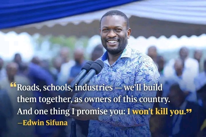 frankline_tk's tweet photo. Orengo belongs to a generation that has seen almost everything in Kenyan politics.
Mzee, tumeshukuru kwa kutufungulia njia… lakini sasa tupatie steering. 😂
It's time for new generation leaders @edwinsifuna .Sifuna the 6th.
#thewalkingconstitution
#BilaOrengoWachaIkae https://t.co/95Z1jLN6Ay
