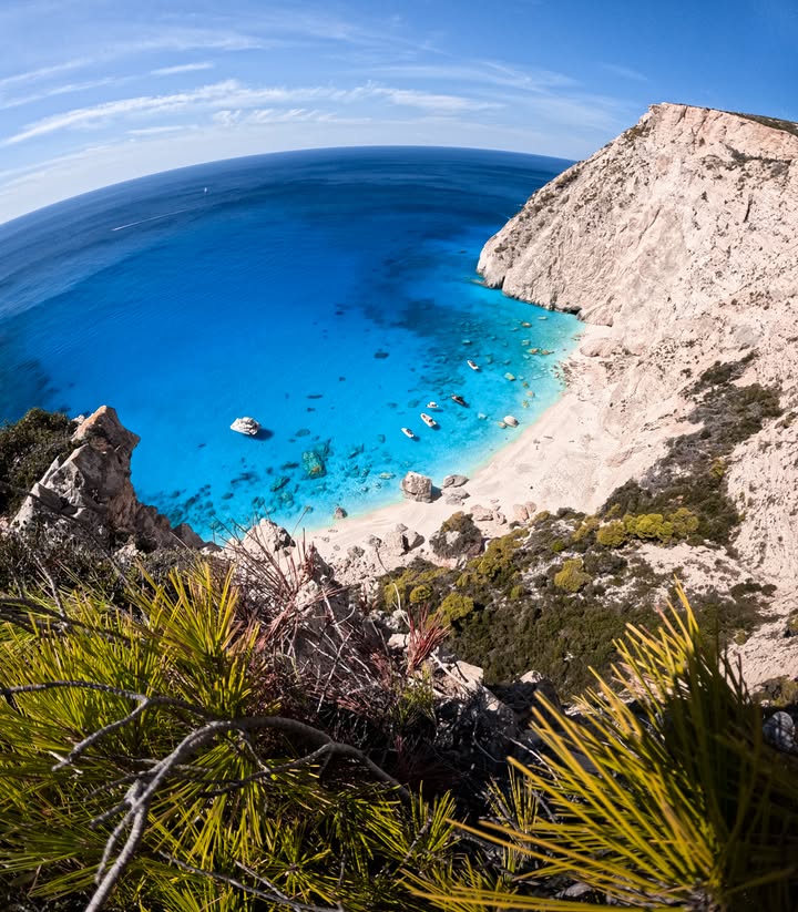 GoProJP's tweet photo. Photo of the Day
気分はもう、ギリシャ 🇬🇷
絵ハガキのような絶景を、Fotis Roussis がとらえた一枚。

🏆 $100のGoProアワードを受賞

旅とアドベンチャーに、GoPro。ラインナップはここから 👉
https://t.co/1ggwUIAq8Z https://t.co/zxzrNPGYPx