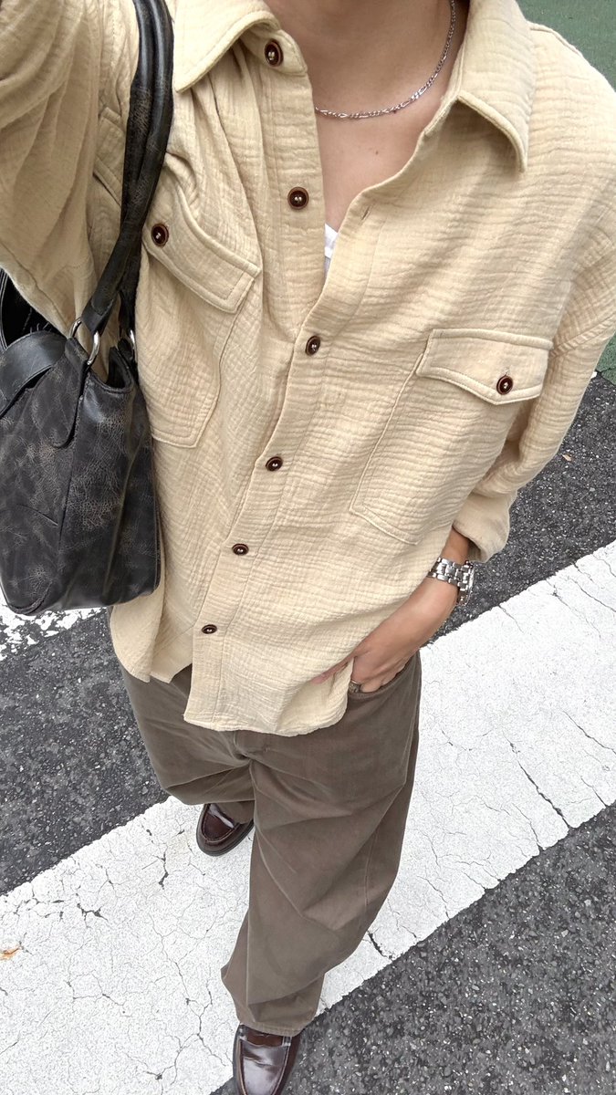1e_e__'s tweet photo. Zooodle新作のシャツ✨
この生地感がほんまに良い、、、
#ZOZOTOWN https://t.co/s79QRh3ZXf