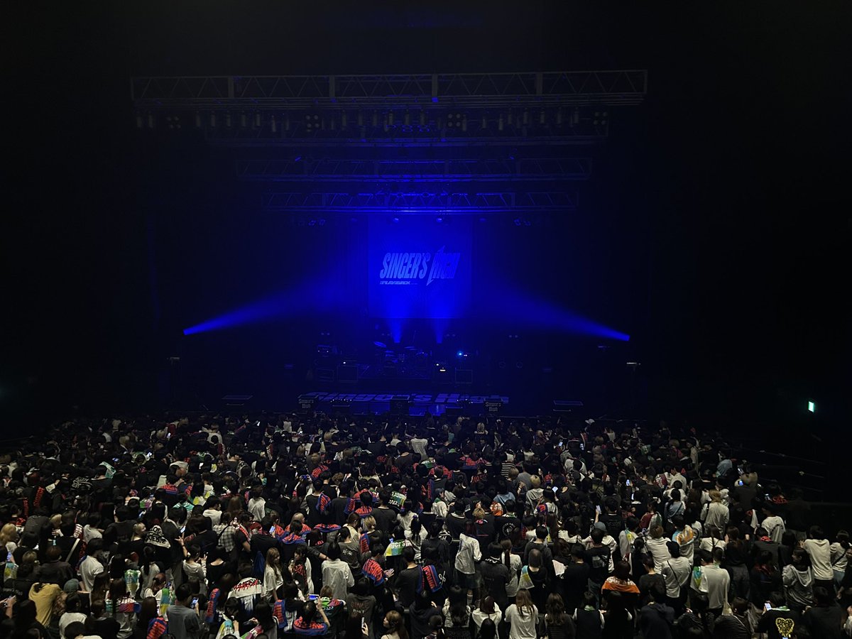 lllkoo69's tweet photo. 初めて指定席にしたけどすごーーい!!
PLAYBACKしてきます💥 https://t.co/w7UPcBULEh