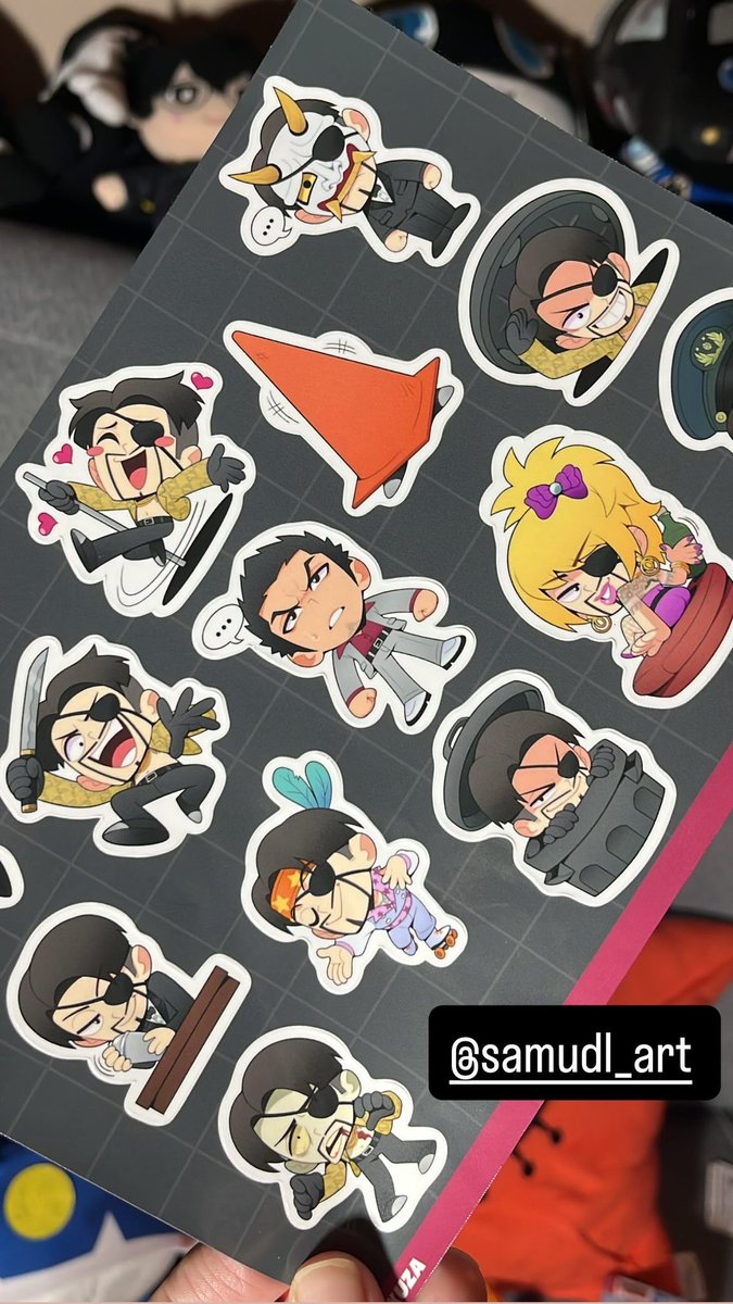 PersonaSpain's tweet photo. ¡Compras y regalitos de esta pasada Japan Weekend! ❤️ Disculpad si no pudimos pasarnos por alguno de los stands de artista, el evento era enorme y no nos dio la vida 🙏🏻🥺 ¡Gracias por todo, nos vemos en la próxima! 🥰 #JapanWeekend https://t.co/1wF2AFejLu
