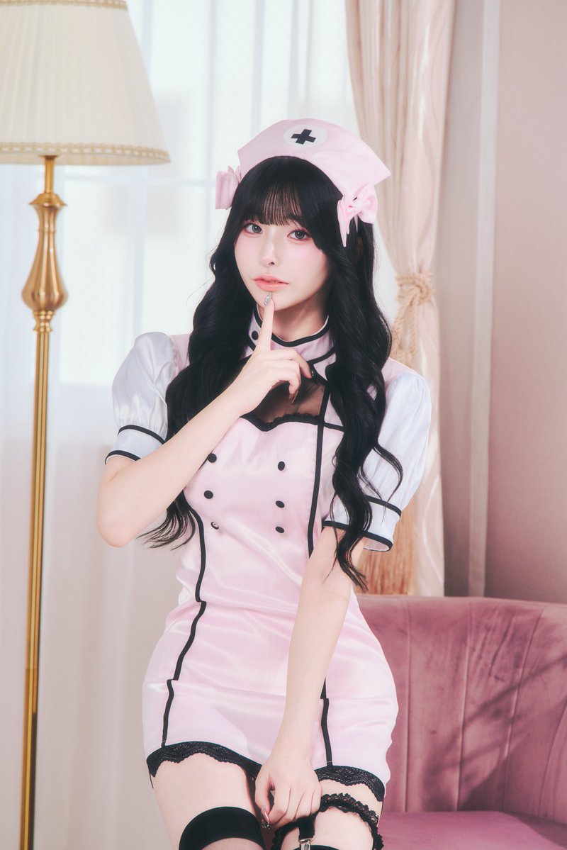 nayubelle_cos's tweet photo. 🎀 Nayubelle オープン記念 🎀

まだできたばかりのコスチュームブランドですが、
たくさんの方に実物を見ていただき、サイズ感や着心地を知っていただきたいという思いから、
10/1〜10/31限定で全商品対象のレンタルを開始します♡

撮影会・SNS投稿・配信・ハロウィンなどにぜひ🎃

【料金】1着 3,000円／3泊4日
【対象】Nayubelleフォロワー様限定
【受付】10/25まで

ご希望の商品・サイズをDMで送っていただけましたら、支払いリンクをお送りします💌

発送時の送料はNayubelleが負担いたします。
返送時の送料はご自身でご負担ください🙇‍♀️

気になる方はお気軽にDMください♡