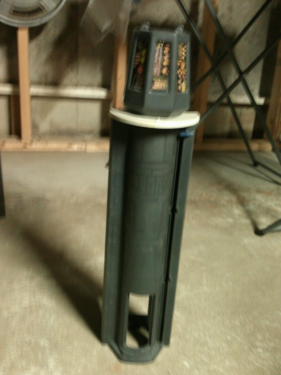 starwars4_ever's tweet photo. In-laws home cleaned out - October should be a lot easier. More time for collection photos #swtwt #starwars - I can't wait to build my own Death Star with pieces of a 1977 playset (I also picked up a trash compactor and the laser cannon https://t.co/jwXXLsVeDk