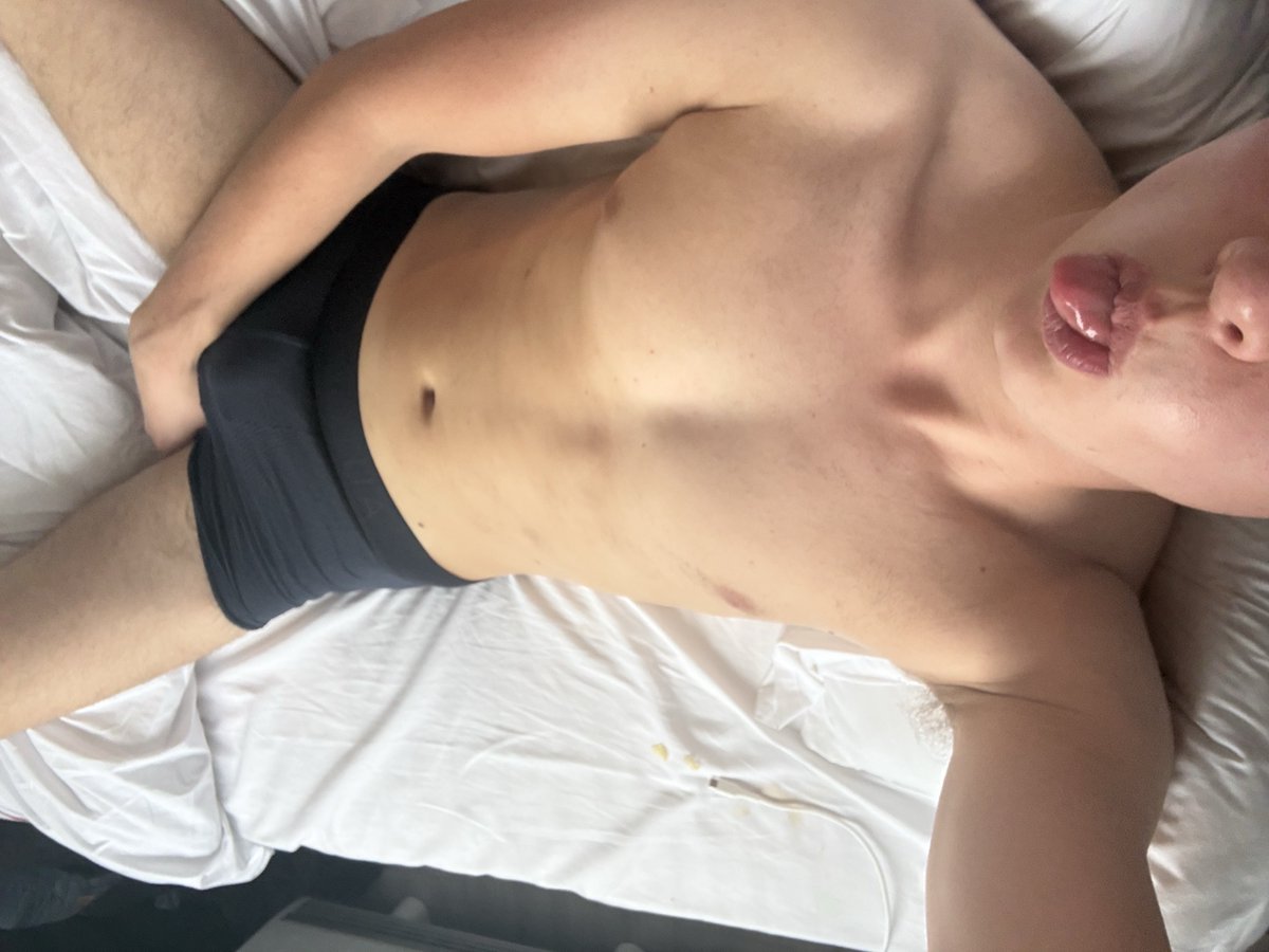 JoshCalsnn's tweet photo. #gay #london https://t.co/UKwnpjpxjc