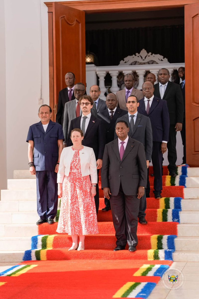 UKinDRC's tweet photo. #Bangui 

🇬🇧🇨🇫 Le 16 juillet 2026, S.E. Mme Zoë Ware a présenté ses lettres de créance à S.E. M. Faustin-Archange Touadéra, Président de la République centrafricaine, marquant le début de sa mission en tant qu'Ambassadrice du Royaume-Uni, avec résidence à Kinshasa.   

#UKinCAR https://t.co/PjKDW6VHci