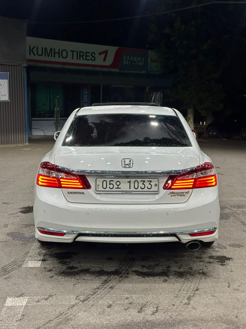 HangukAutos's tweet photo. 🔥Honda Accord 2017 model
✨Neat interior

💰Buying and shipping to Ghana 125,000 cedis 

Abu trica/Shatta/Stonebwoy/Sark/NDC/Mahama/wendy/lasmind/Black starts/Teshie/NACOC/EOCO/ High Court/adipa/North Industrial Area/Sheldon/GoldBod/Ronaldo/Messi/Happy New Month
#fyp
#Fortune https://t.co/n6f4SHKcoV