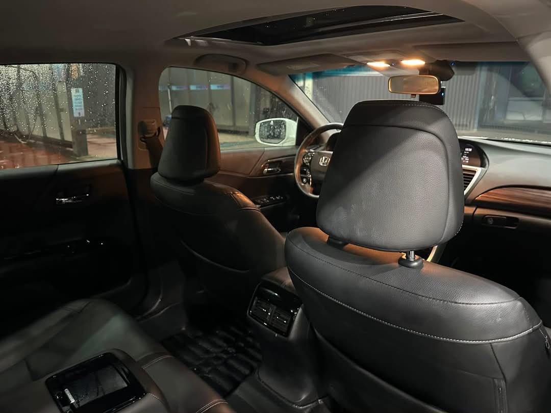 HangukAutos's tweet photo. 🔥Honda Accord 2017 model
✨Neat interior

💰Buying and shipping to Ghana 125,000 cedis 

Abu trica/Shatta/Stonebwoy/Sark/NDC/Mahama/wendy/lasmind/Black starts/Teshie/NACOC/EOCO/ High Court/adipa/North Industrial Area/Sheldon/GoldBod/Ronaldo/Messi/Happy New Month
#fyp
#Fortune https://t.co/n6f4SHKcoV