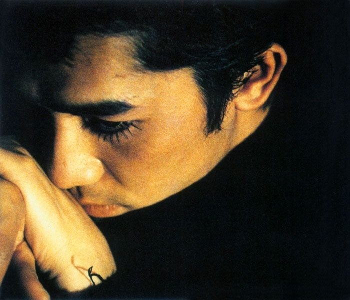 vsldoc's tweet photo. album cover for tony leung's music release : day and night (日&amp;夜), 1994. https://t.co/Eo33UwOAgf