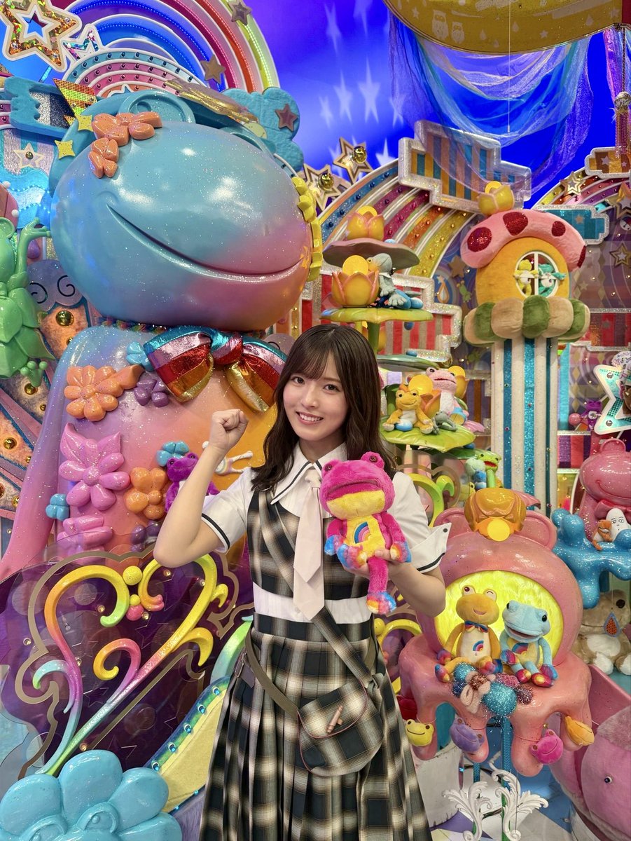 sakurazaka46's tweet photo. 本日10月1日(木)23:15～
テレビ朝日「アメトーーク!」に

#中嶋優月 が出演いたします📺✨

ぜひご覧ください🌸
#アメトーーク #櫻坂46
https://t.co/VBu1Sb98Ef https://t.co/VK5eTEsV3V