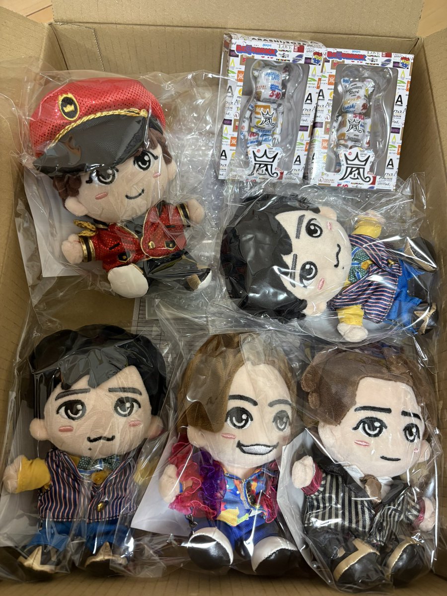 amnos2_mii's tweet photo. やっと！我が家にも！ぬいとベアブリックが...！！！😭😭😭😭😭 https://t.co/bUPTd6zO4a