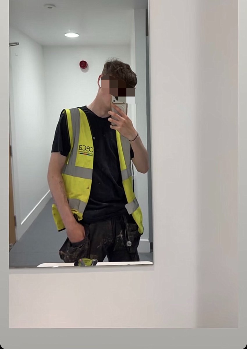 teenscot123's tweet photo. fags you know what to do 💵���� get in my DMs and be a good fag 
#findomdrain #malefindom #uk #youngdom https://t.co/dRCETMtXP0