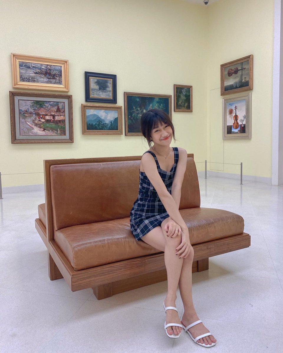 FaviolaBucudc's tweet photo. transience feels like a forgotten melody. 🎐 https://t.co/8S3q7zzVtr