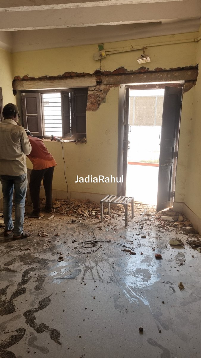 jadiarahul's tweet photo. नया काम , मेकओवर चेंजेS Own Site ..
#constructionwork https://t.co/yZ8sz9vOMh