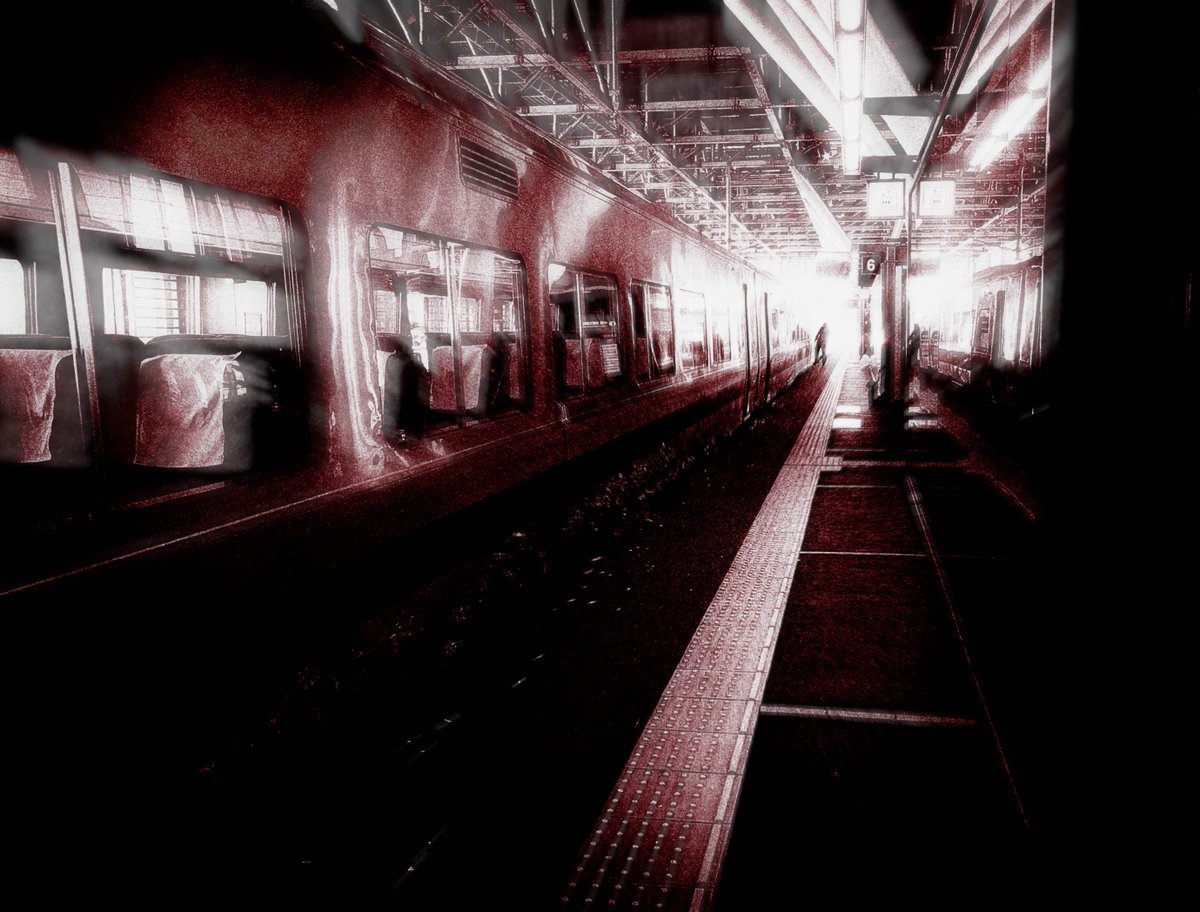 Kimitachi4's tweet photo. The Inferno

#写真 #写真作品 #アート写真 #創作写真 #北海道 #photography #photoart #fineartphotography #visualart #conceptualphotography #surrealphotography #urbanmood
#moodygrams #japanphotography #artphotography #Travel #travelphotography #traveljapan #snap https://t.co/W06TIH6ERx