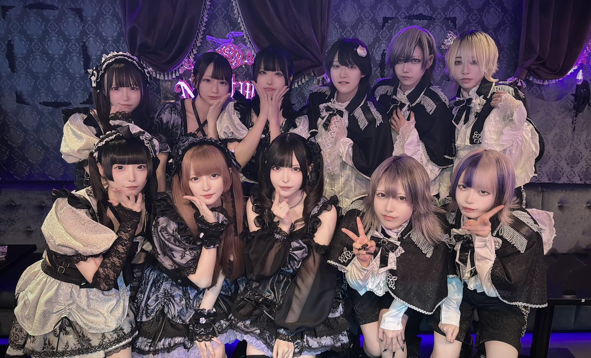 nightmareholic_'s tweet photo. 🥀10月1日(木) 19:00〜25:00
メアホリオープン🪦

❤︎ お給仕キャスト ❤︎

💜らら
💜じゅすい ~22.5 
💜かれん ~23 
💜あも ~23 
💜はく ~23 
💜かさね ~23.5 
🖤らいき 
🖤そら 
🖤麗 
🖤蒼 ~23.5 
🖤ゆらんちむ ~23.5

✦₊⁺⋆♰ご来店お待ちしております♰⋆⁺₊✦

#歌舞伎町コンカフェ https://t.co/7Vqkf6ytTk