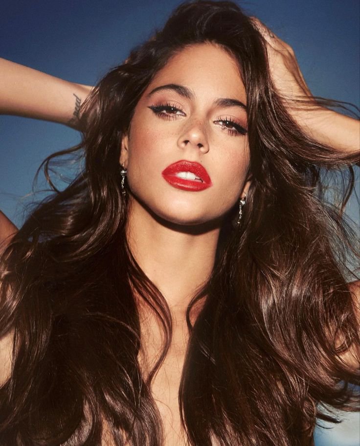 tttstoesselglow's tweet photo. tini en su era fresa 💋🍓 https://t.co/JXa3ETD5kr
