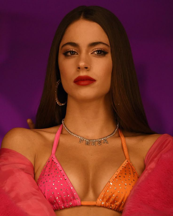 tttstoesselglow's tweet photo. tini en su era fresa 💋🍓 https://t.co/JXa3ETD5kr