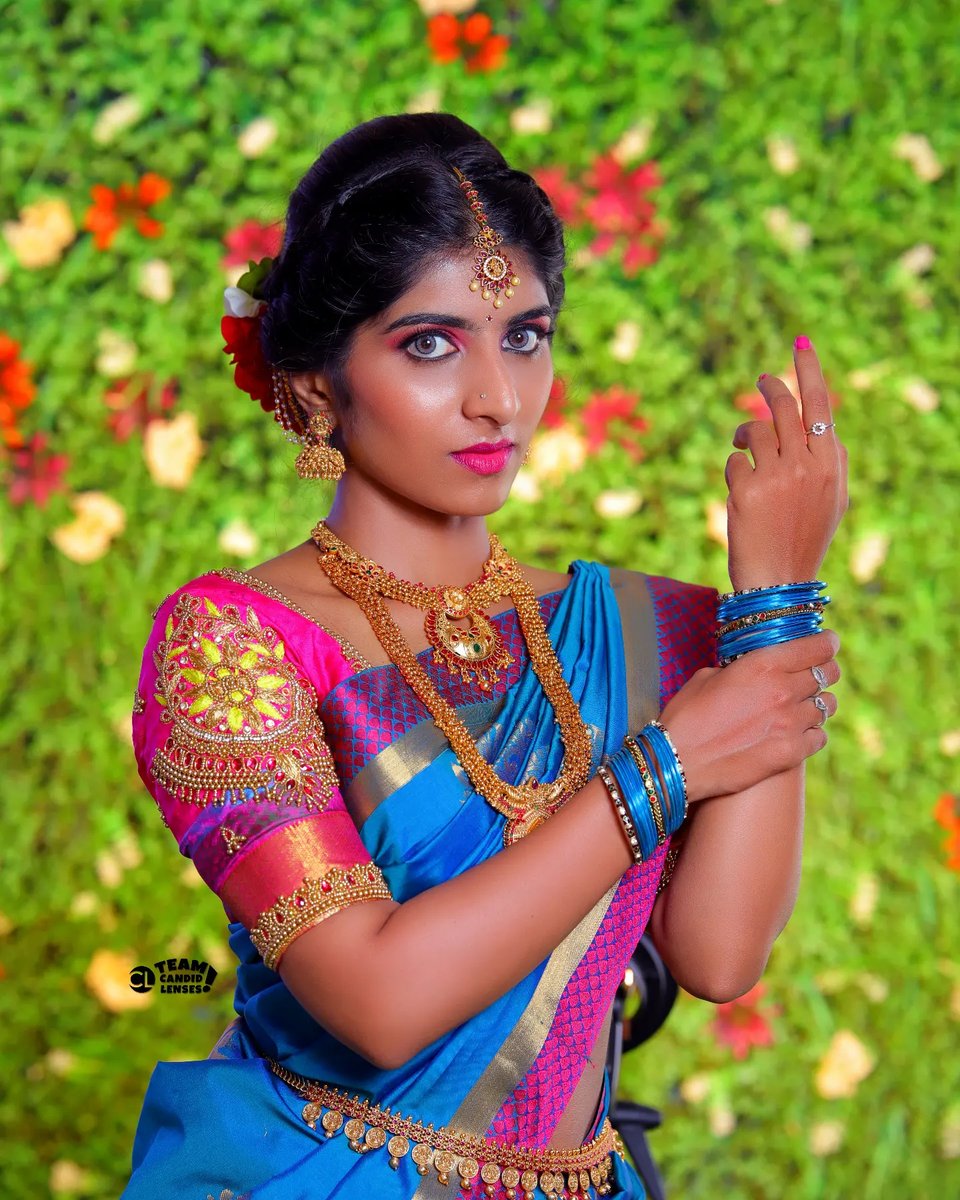 samuelarrudavic's tweet photo. Muse :@_swathi_gowda_

MUA:@makeup. by. lekhashree
 @makeover_by_arpitha
Photography: @candidlenses_official

Dm for Makeup enquiries and Booking
Contact us 7️⃣8️⃣9️⃣9️⃣8️⃣3️⃣8️⃣3️⃣8️⃣2️⃣........ #makeupideas #makeuplook https://t.co/JHkCHdt4B6