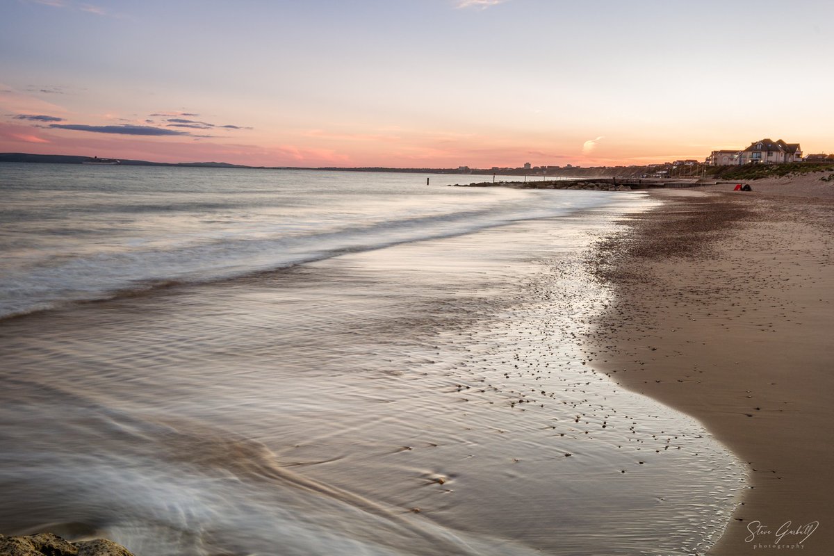 michaelfba7's tweet photo. Last light. Technical

2 seconds @ F13 ISO100 at 20mm in Manual mode
Canon 60D
Sigma 10-20mm F4. 0-F5. 6
Manfrotto 190 XDB
Optechusa Camera Strap
Format Hitech Firecrest Polarizer
Format Hitech ND Grad
Mindshift Filter Case
Hahnel Industries remote https://t.co/HQR3JMCjWv