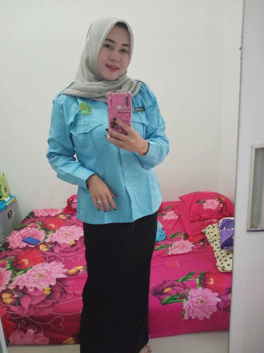 windyastuti992's tweet photo. Hari ini sibuk banget, dari pagi-sore full jadwal yang melelahkan💪 https://t.co/uo9grnE5YM