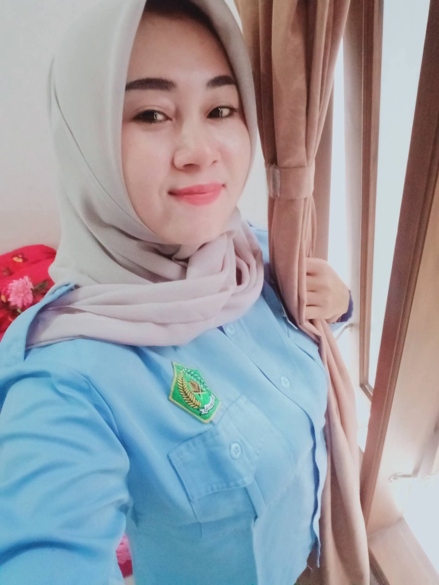 windyastuti992's tweet photo. Hari ini sibuk banget, dari pagi-sore full jadwal yang melelahkan💪 https://t.co/uo9grnE5YM