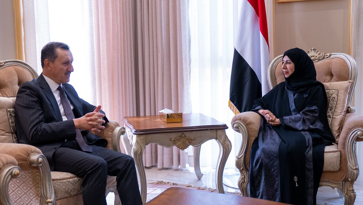pulse_hadramou's tweet photo. وزيرة الخارجية تبحث مع القائم بالأعمال التركي مستجدات الأوضاع وتعزيز التعاون الثنائي https://t.co/6J9REe5KoR