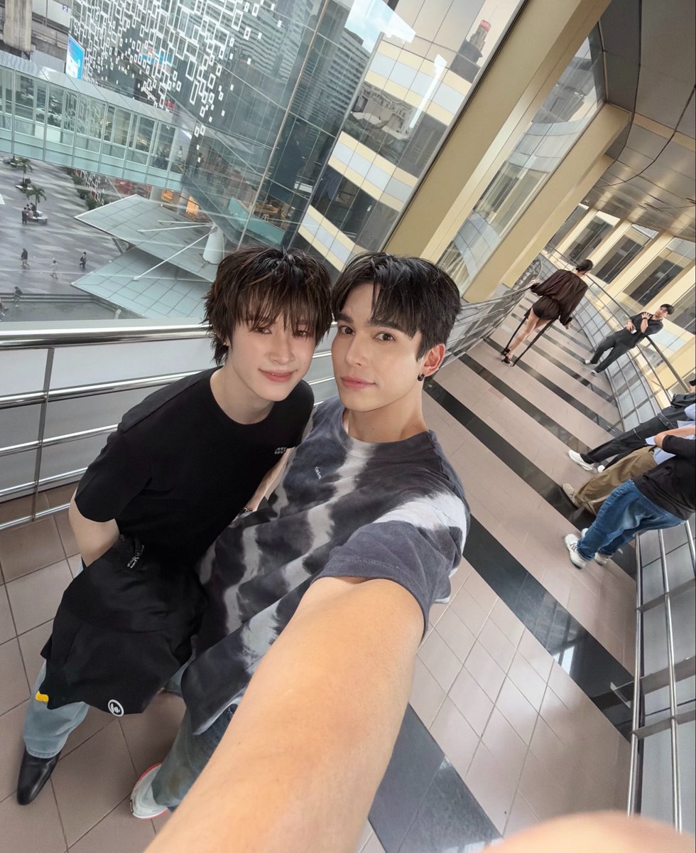 mmaxmaxxxx's tweet photo. หลังจบงานต้องแช๊ะสักหน่อย 📸 https://t.co/Jh6VyHri3T
