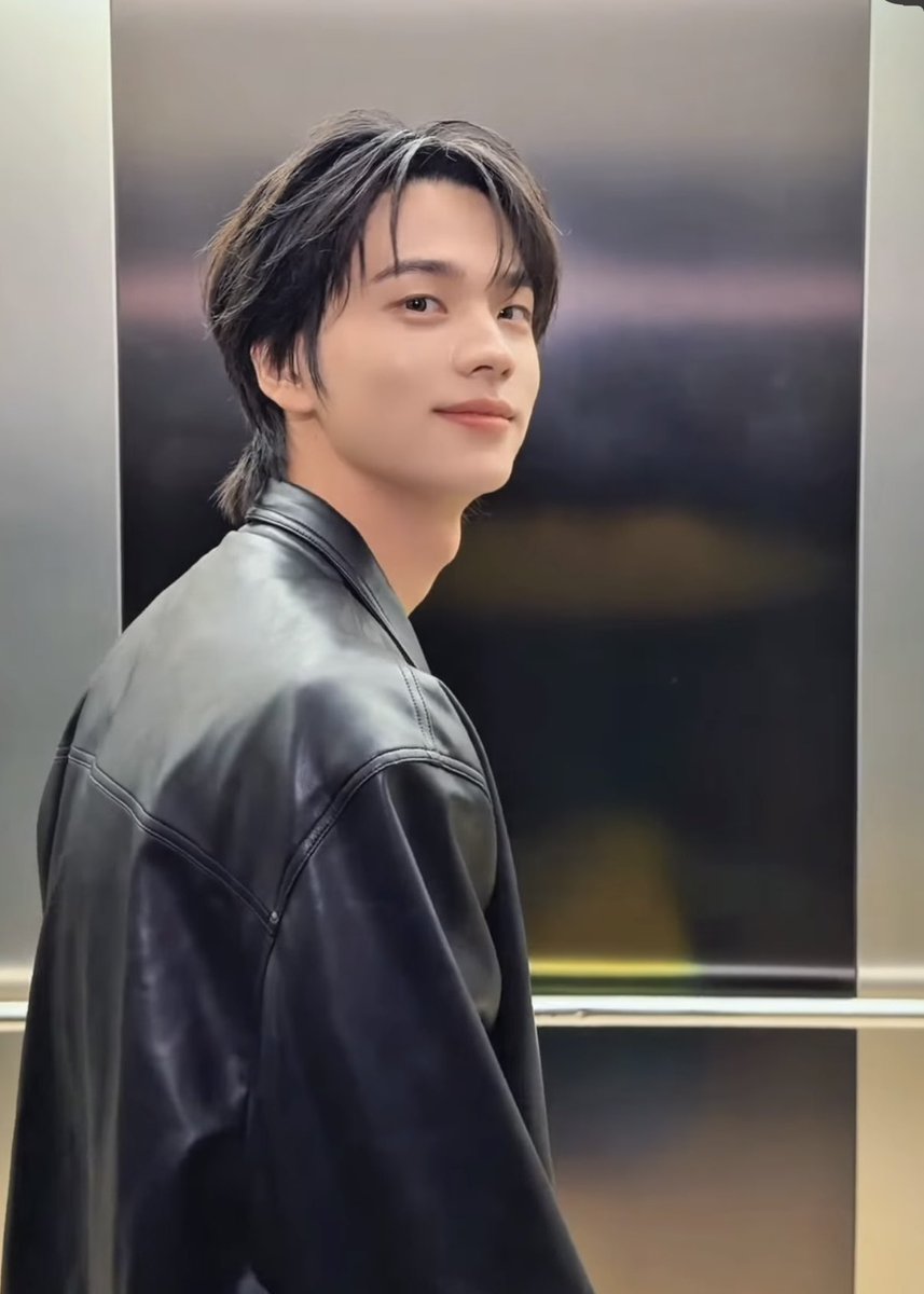 dokisakie's tweet photo. 환이오빠.. https://t.co/gW0JmqOuVa