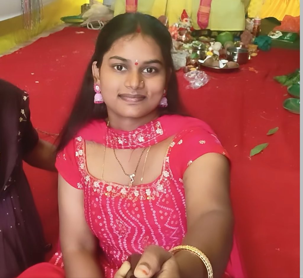 instalover009's tweet photo. Vadakku Doli 🗿 https://t.co/JnpMHkrjE1