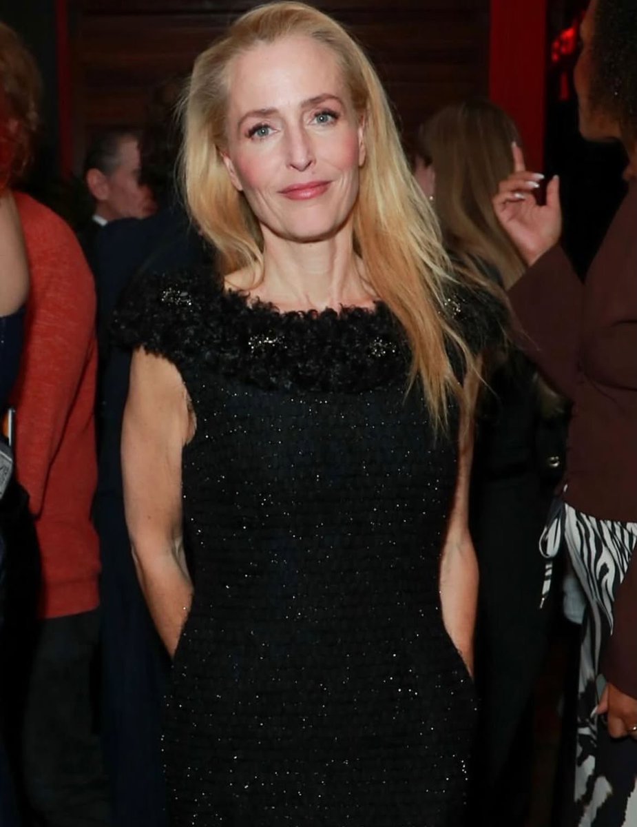 HerNameIsSpooky's tweet photo. Gillian Anderson at the Who's Afraid Of Virginia Woolf after party 🤍 https://t.co/3paFJpI2YI