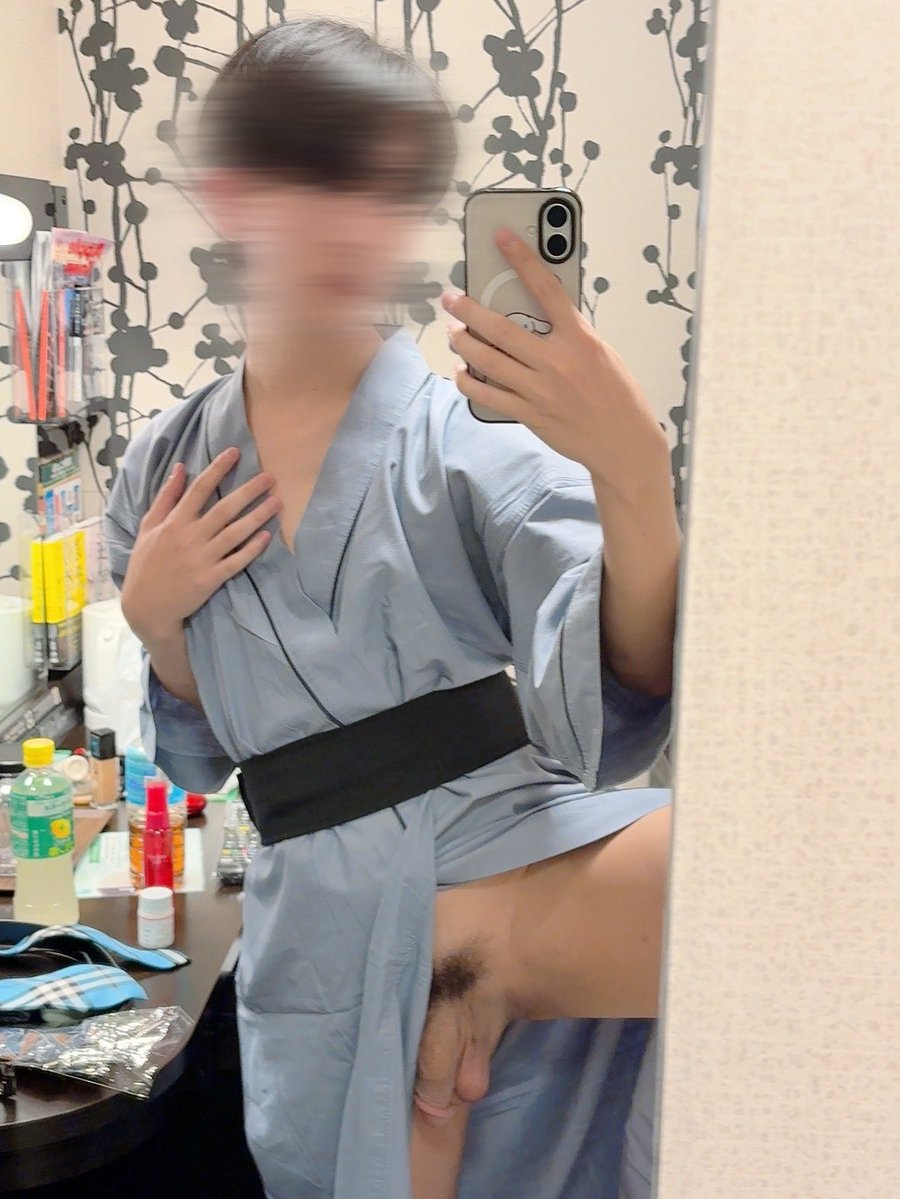 2525skun's tweet photo. 浴衣ってノーパンで着なきゃいけないんだっけ？ https://t.co/rxSjvNOizM