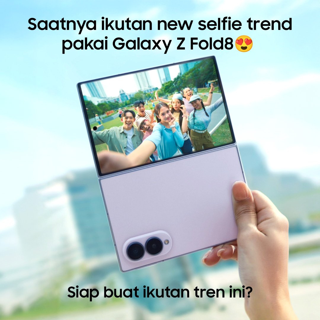 samsungID's tweet photo. RT &amp; Reply “Mau ikutan New Selfie Trend pakai #GalaxyZFold8 #ShapeofNewTrend” sebanyak-banyaknya⬇️

Zee punya cara baru buat selfie makin seru dan on point bareng Galaxy Z Fold8 yang punya digicam-like camera experience😉 It’s time to switch to Galaxy

#FoldTheDoubt #GalaxyAI https://t.co/u9skDaQ3mx