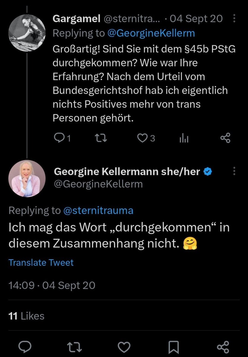 Vorzimmerdame2's tweet photo. Vorweg:
Ich behaupte nichts, ich denke nur laut nach. 

Kellermann hat womöglich für Personenstandsänderung 2020          § 45b PStG genutzt, obwohl dieser Weg nach der damaligen BGH-Rechtsprechung für eine trans Person ohne körperliche Variante der Geschlechtsentwicklung nicht vorgesehen war. 

1. Damals gab es vereinfacht gesagt zwei Wege
Für trans Personen gab es das Transsexuellengesetz (TSG). Das bedeutete: Antrag beim Gericht, zwei Gutachten und am Ende eine gerichtliche Entscheidung.
Daneben gab es § 45b PStG. Dieser Weg war viel einfacher: ärztliche Bescheinigung, Standesamt, Änderung des Geschlechtseintrags.
Dieser zweite Weg war allerdings für Menschen mit einer körperlichen Variante der Geschlechtsentwicklung gedacht, also intergeschlechtliche Menschen.

2. Weil manche trans Personen trotzdem § 45b nutzten, stellte der Bundesgerichtshof 2020 fest, dass Trans zu sein für § 45b nicht ausreicht. Es muss eine körperliche Variante der Geschlechtsentwicklung vorliegen. Es genügte grundsätzlich die ärztliche Bestätigung, dass eine solche Variante vorliegt. 

3. Und jetzt zu Kellermann
Auffällig, dass in Kellermanns Buch die Schilderung der Personenstandsänderung kein Gerichtsverfahren vorkommt. 
Der beschriebene Ablauf lautet vielmehr:
Bescheinigungen, Unterlagen, Standesam, neue Geburtsurkunde.
Das deutet auf § 45b hin.
Darauf dind auch andere gekommen.
Denn am 4. September 2020, fragt jemand Kellermann auf Twitter:
„Sind Sie mit dem §45b PStG durchgekommen?"
Kellermann antwortet nicht, dass § 45b gar nicht benutzt wurde. Beanstandet wird lediglich das Wort „durchgekommen“.
Warum, darf sich nach dieser Vorgeschichte jeder selbst beantworten.